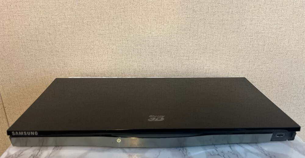 Samsung BD-D6500 3D Blu-ray Disc Player ( no remote)